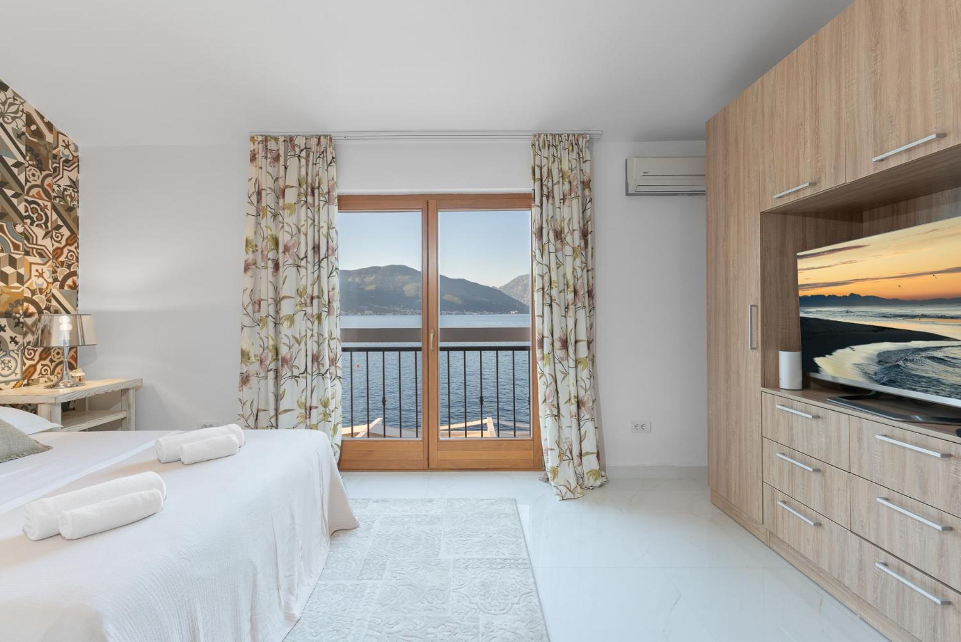 Villas Plitka Tivat Ngoại thất bức ảnh